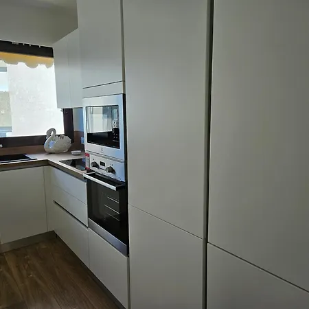 Vue Beau 2 Pieces Апартаменты *